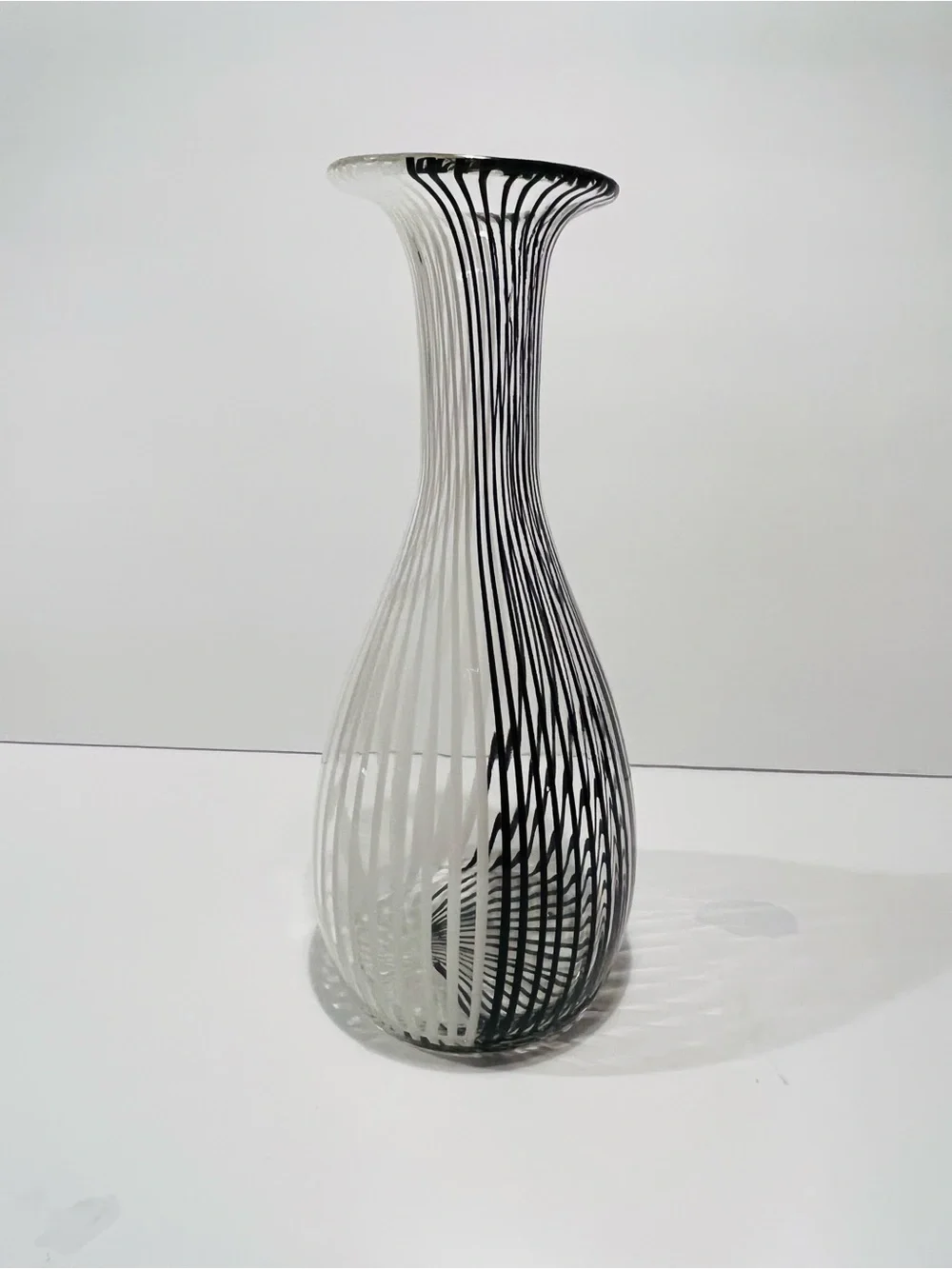 MCM Dino Martens Mezza Filigrano for Aurrliano Tosso Murano Glass Vase 10.5”